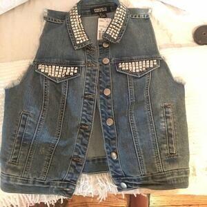 NWT PREMIUM DENIM PYRAMID STUDDED VEST XS